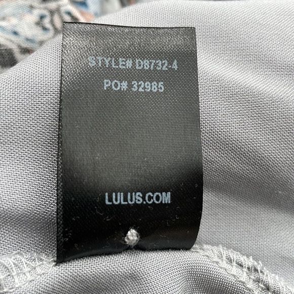 Lulu’s Design Major Grey Print Sleeveless Swing Dress. Size Medium. - Picture 14 of 14